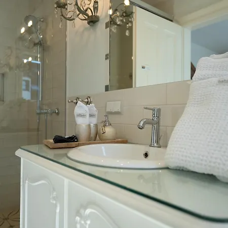 Schlossberg Residences - Betthupferl - Self Check-in Design Aschaffenburg Goldbach (Bavaria)