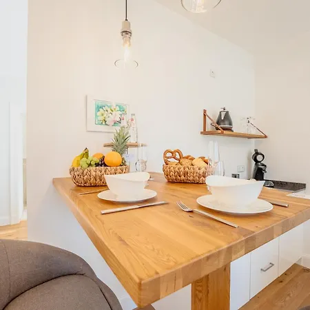 Schlossberg Residences - Betthupferl - Self Check-in Design Aschaffenburg Apartamento Goldbach (Bavaria)