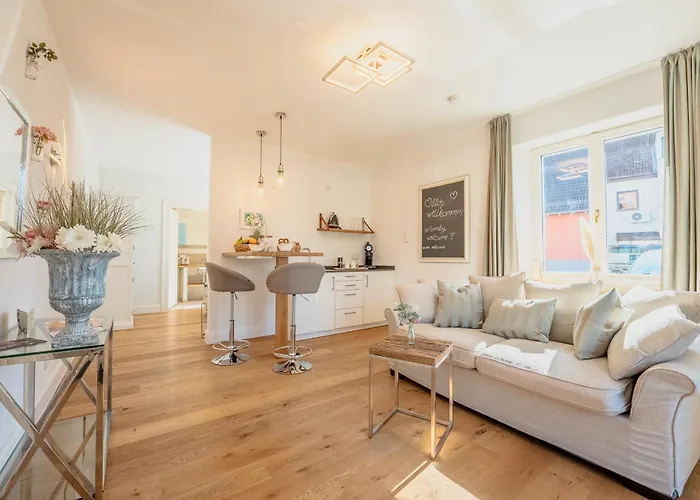 Schlossberg Residences - Betthupferl - Self Check-in Design Aschaffenburg דירה Goldbach (Bavaria)