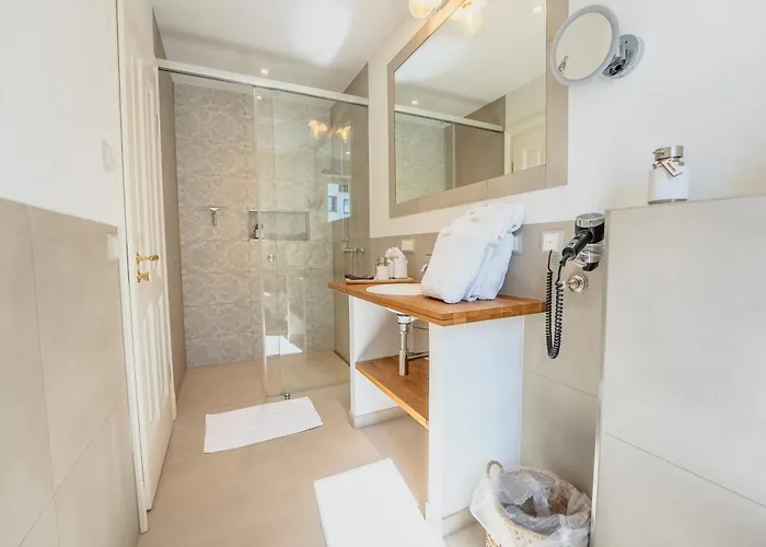 Schlossberg Residences - Betthupferl - Self Check-in Design Aschaffenburg Goldbach (Bavaria)